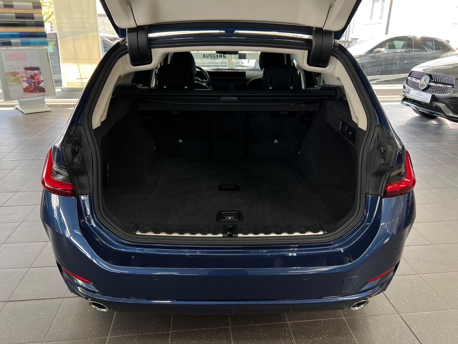 BMW 318 d Touring AHK+DA+ACC+Keyless+Park Assist foto 9