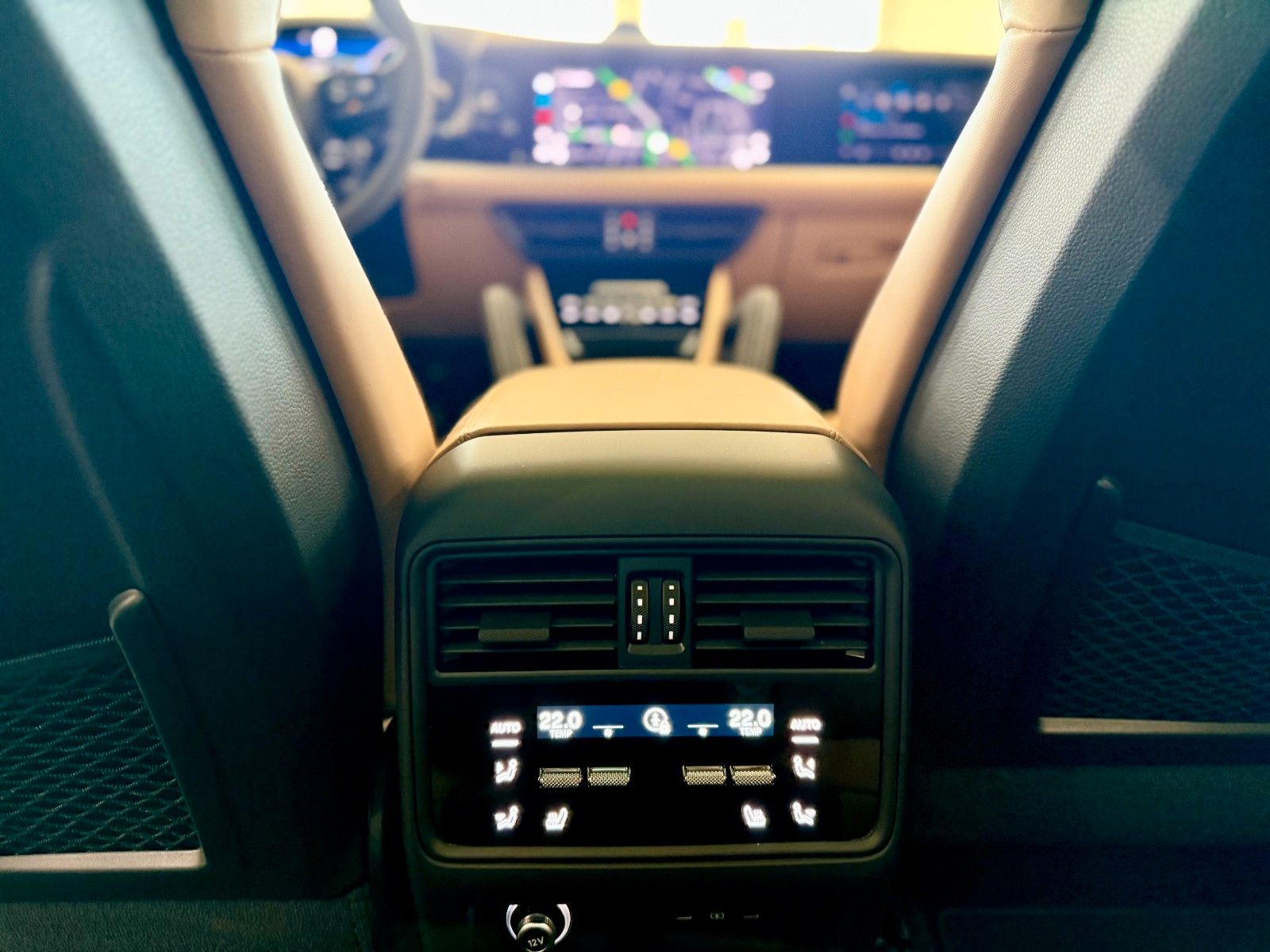 Fahrzeugabbildung Porsche Cayenne Coupe SportDesign/Burmester/HeadUp/ACC