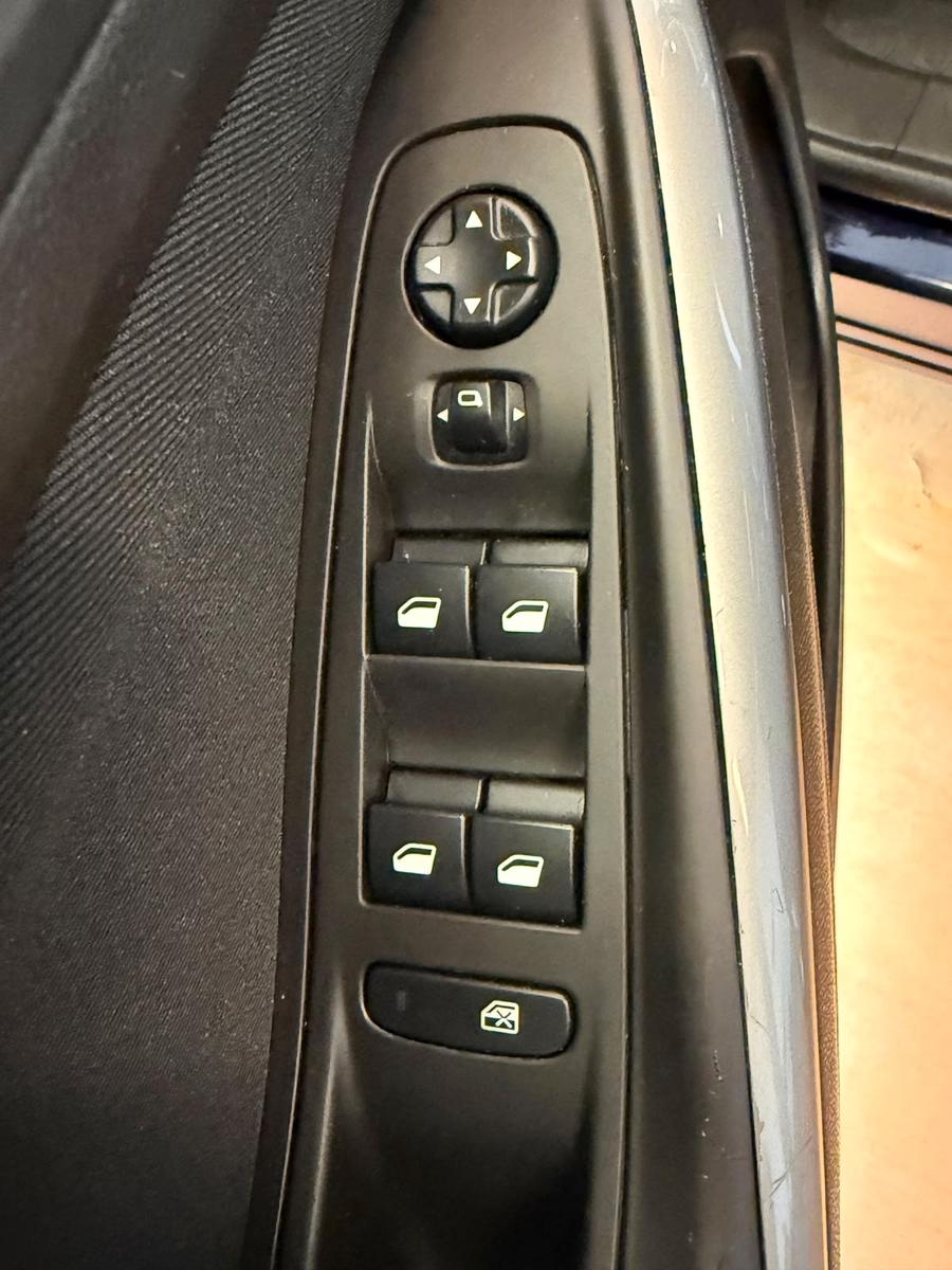 Opel Grandland (X) Design Line Automatik / R-Kamera