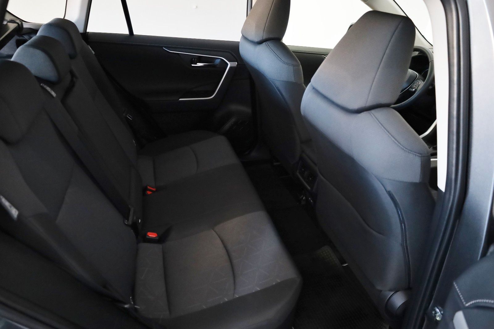Fahrzeugabbildung Toyota RAV4 Hybrid Team Deutschland LED,Apple CarPlay