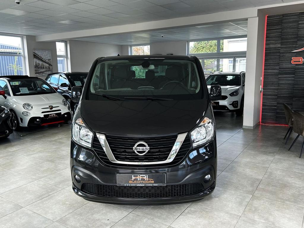 Nissan NV300