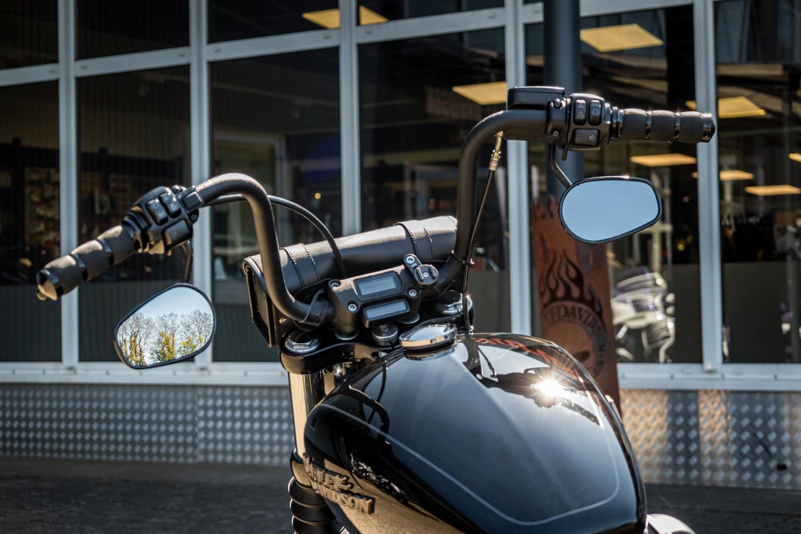 Fahrzeugabbildung Harley-Davidson STREET BOB FXBB - Heckumbau 200er Hinterreifen