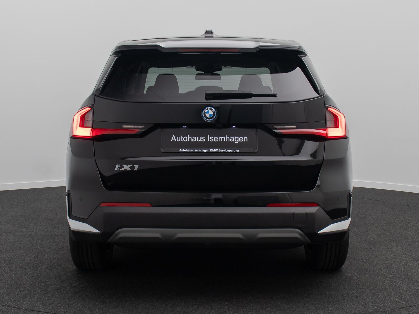 Fahrzeugabbildung BMW iX1 xD30 Panorama 360° HUD DAB H/K Komfort Sport