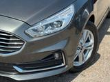 Ford Galaxy 2.0 EcoBlue Aut. Titanium ACC|AHK|7-Sitze - Ford Galaxy: mit Anhängerkupplung