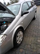 Nissan Primera 1,8 l Benzin - Nissan Primera von privat