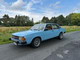 Audi 100 - blaue Audi 100