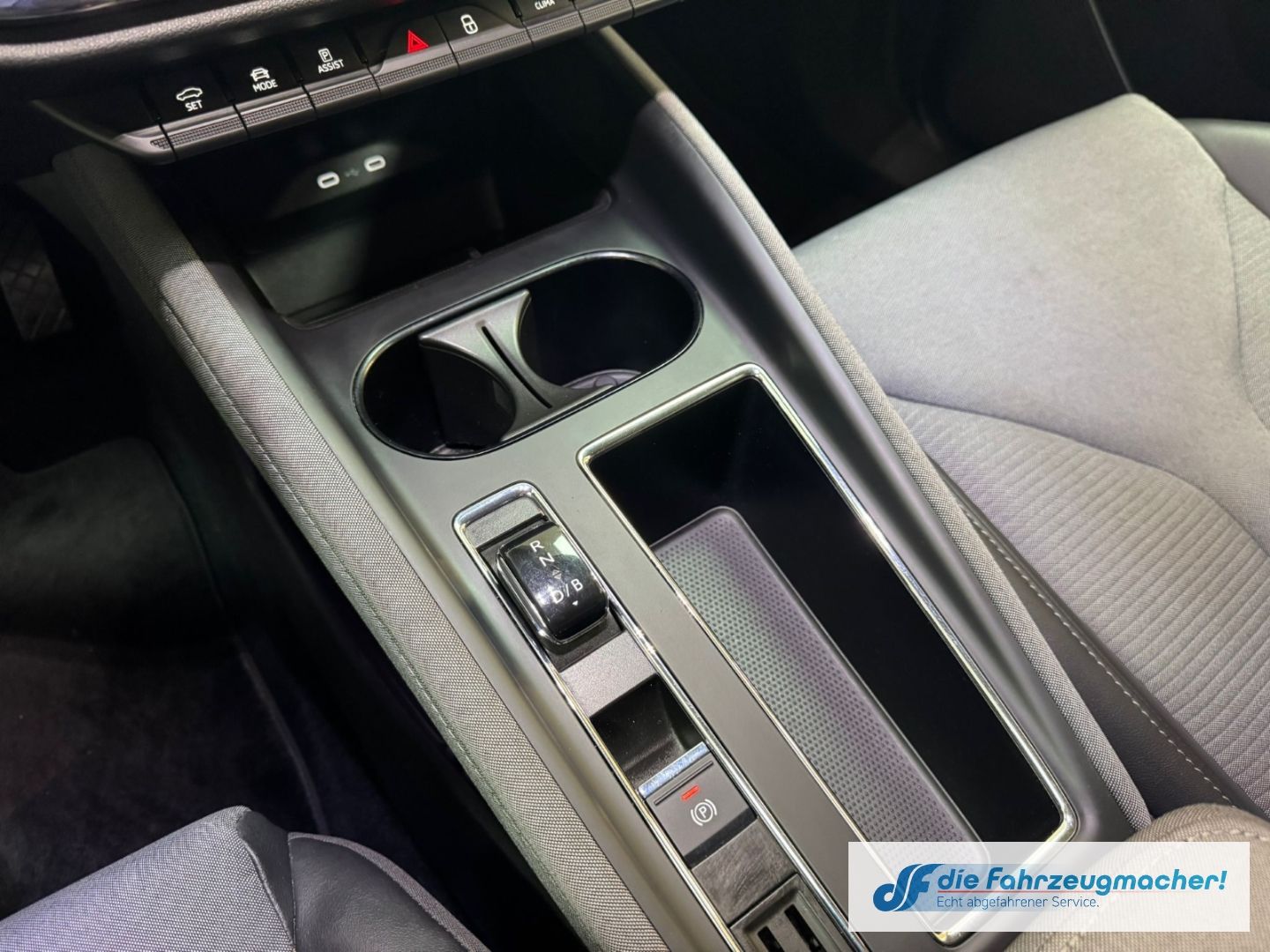 Fahrzeugabbildung SKODA Enyaq 80 Loft Navi Digitales Cockpit Memory Sitz