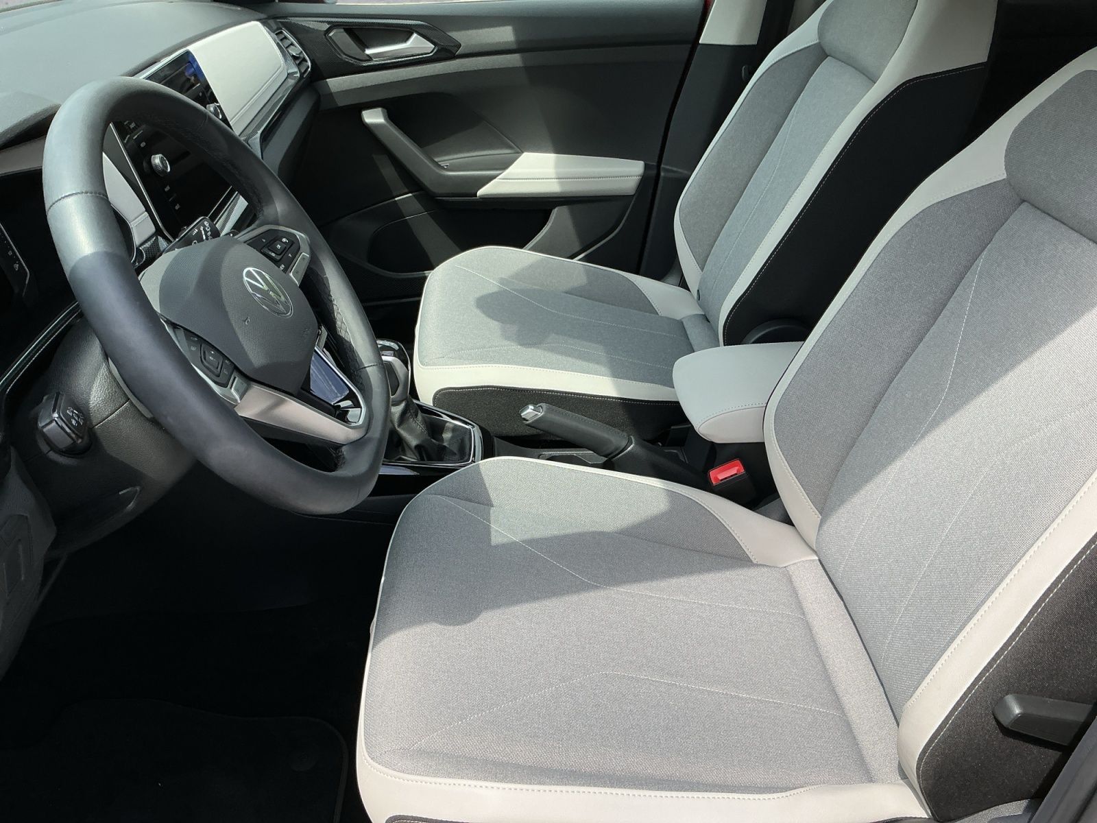 Volkswagen T-Cross - Bild 12