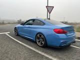 BMW M4 DKG - blaue BMW M4