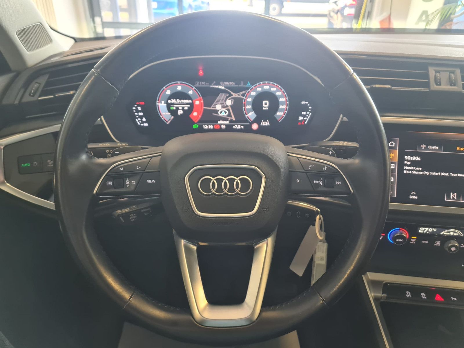 Fahrzeugabbildung Audi Q3 35 TDI / LED / VIRTUELL/LED/SCHECKHEFT
