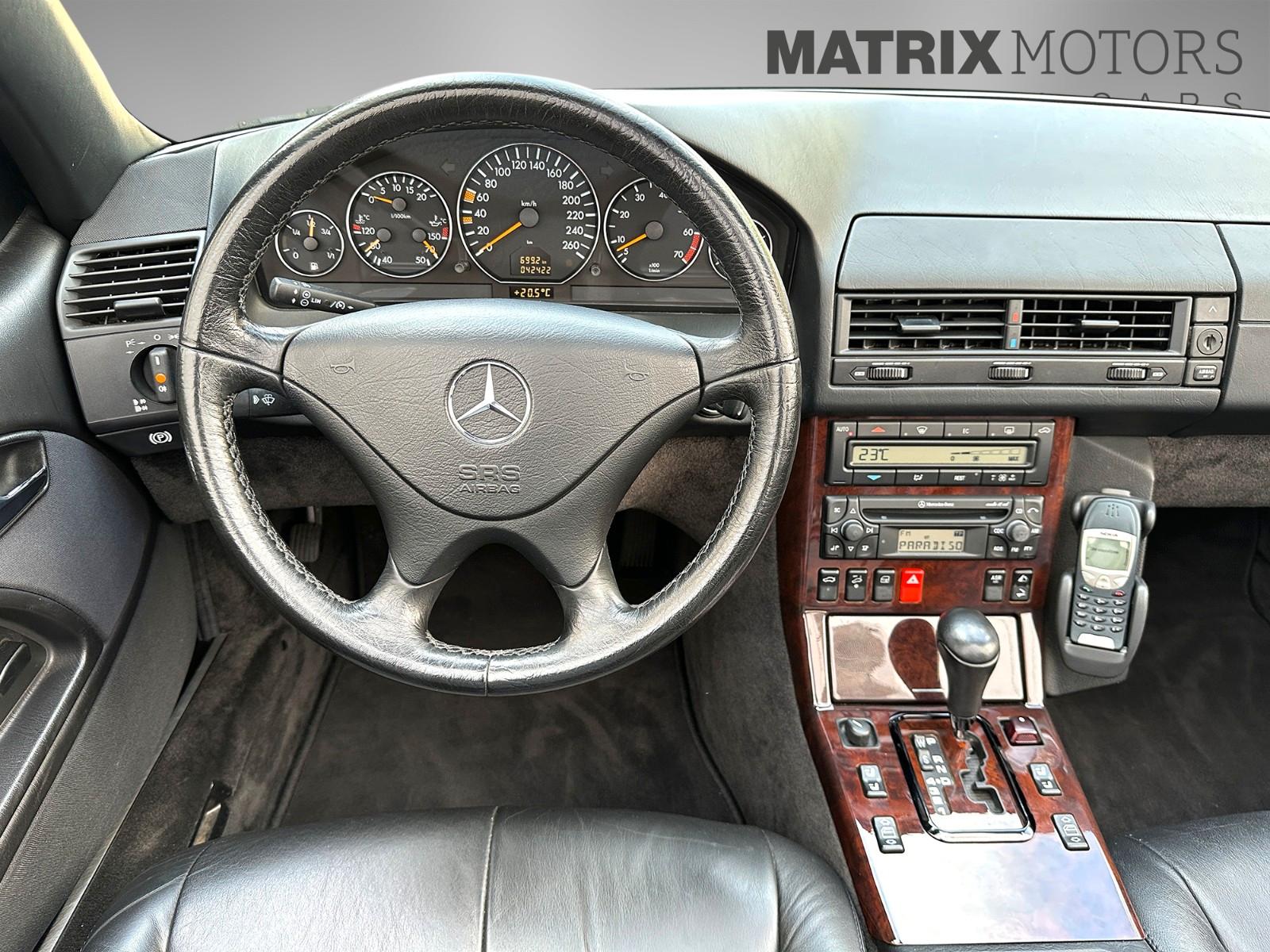 Mercedes-Benz SL 320 V6 Deutsches Fahrzeug 42.000km Scheckheft