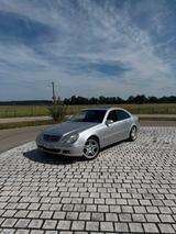Mercedes-Benz Mercedes Benz W211 240 Wenig Km! - Mercedes-Benz 240 Gebrauchtwagen
