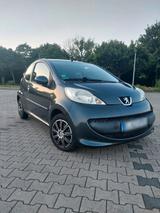 Peugeot 107 Klima  123T km Neue TÜV - Peugeot 107 Gebrauchtwagen in Oberhausen