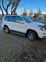 Toyota Land Cruiser 3.0 D-4D Executive Automatik Ex... - Toyota Land Cruiser mit Diesel-Antrieb: Geländewagen, 3.0