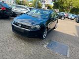 Volkswagen Golf VI 1.2 TSI Variant Klima-Navigation-ABS-ASR - Volkswagen Golf aus 2011 mit Benzin-Antrieb: Kombi