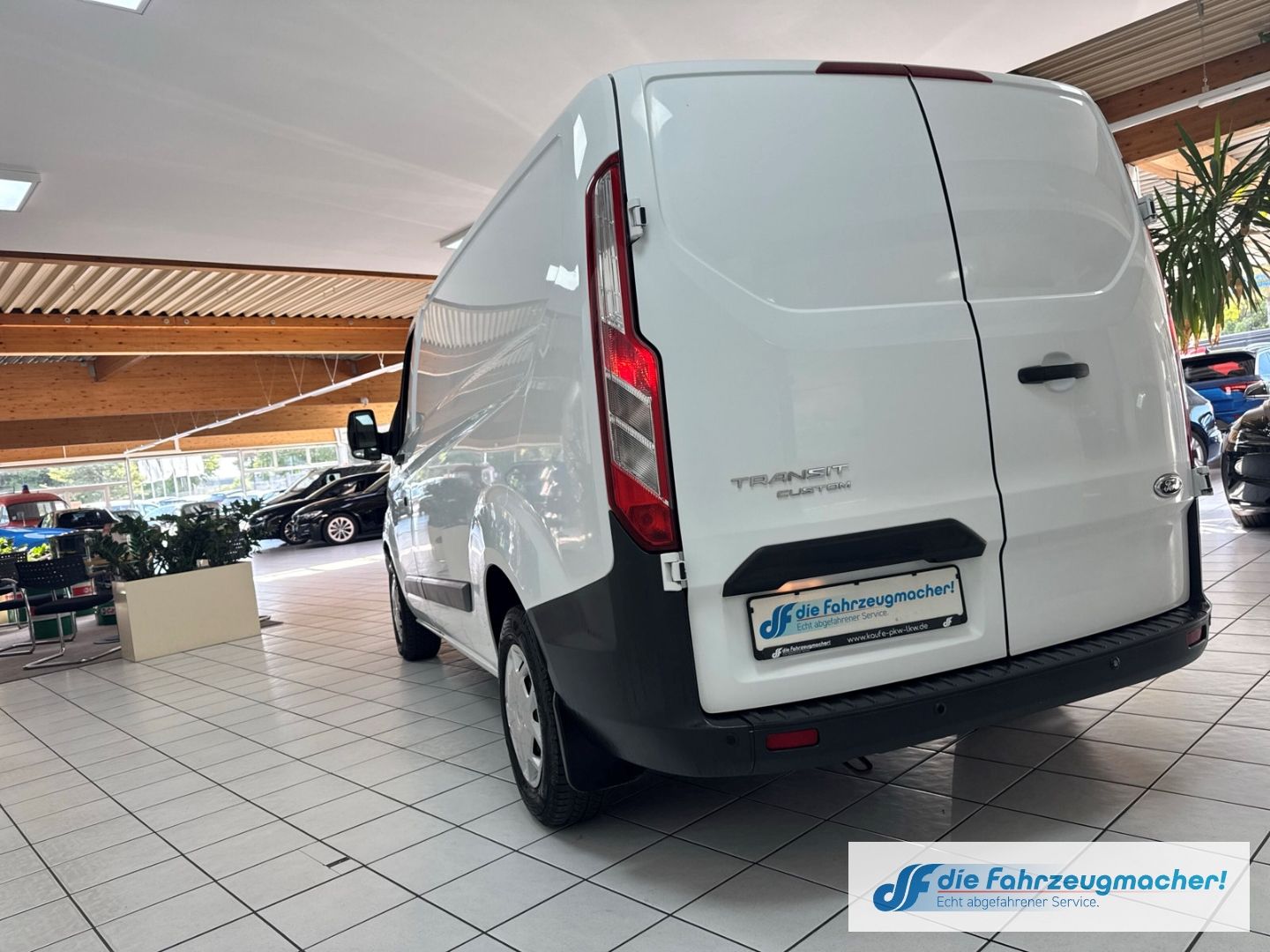 Fahrzeugabbildung Ford Transit Custom Kasten L1 H1 Trend Klima 2.0  Zah