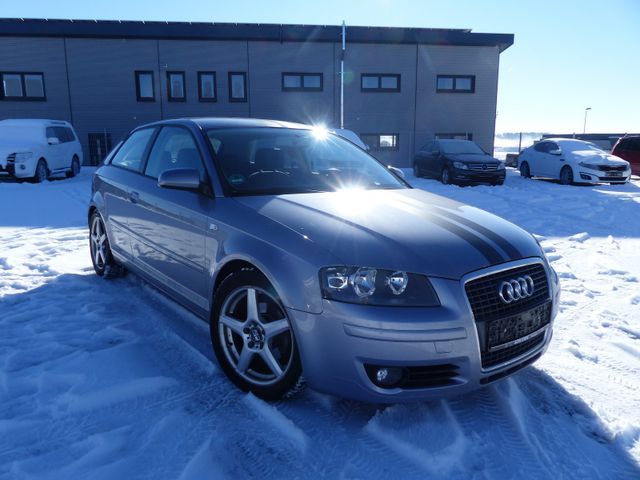 Audi A3 1.6 mit SPORTPAKET