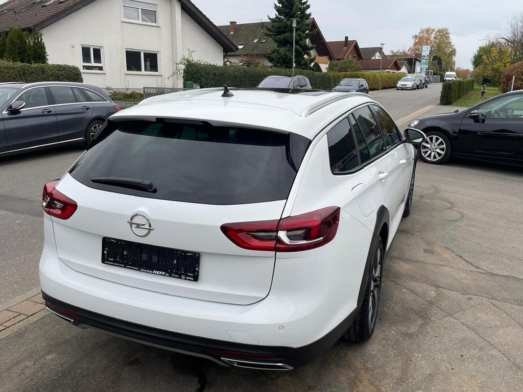 Opel Insignia CT