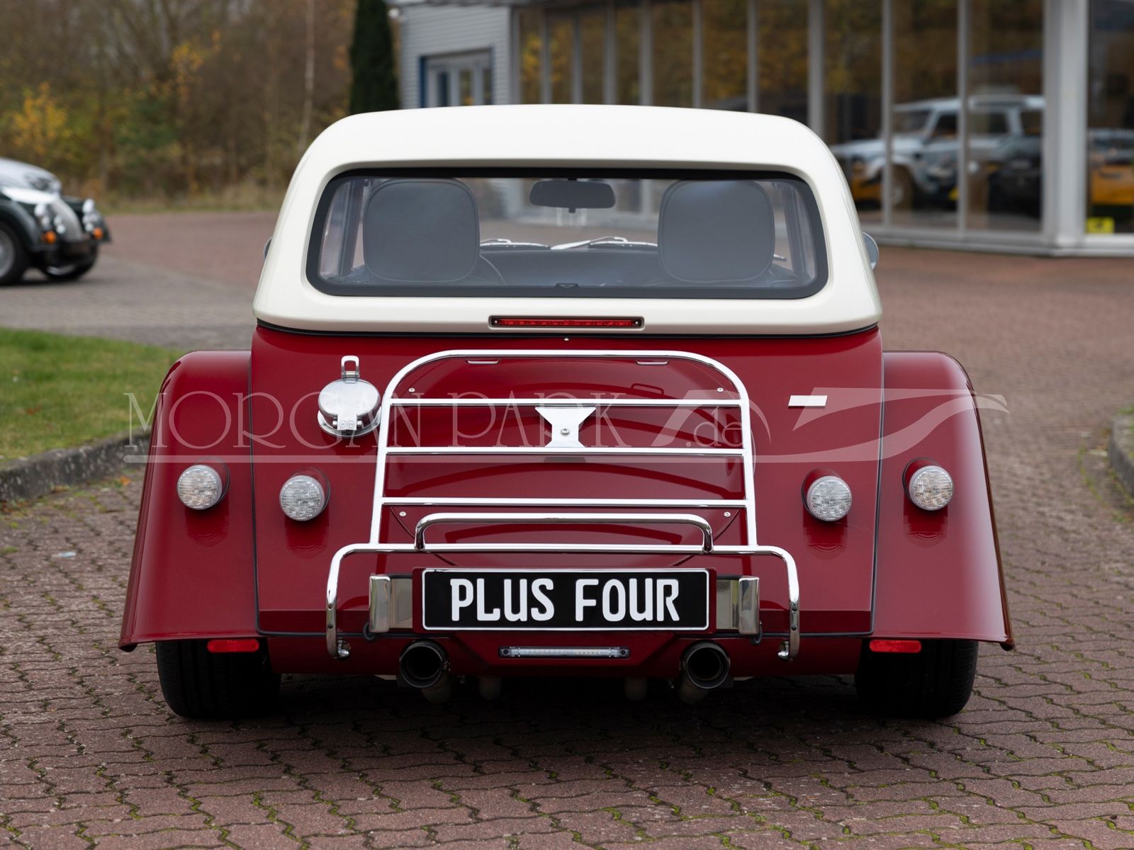Fahrzeugabbildung Morgan Plus Four Sondermodell LM62 *rot Nr. 30/62*