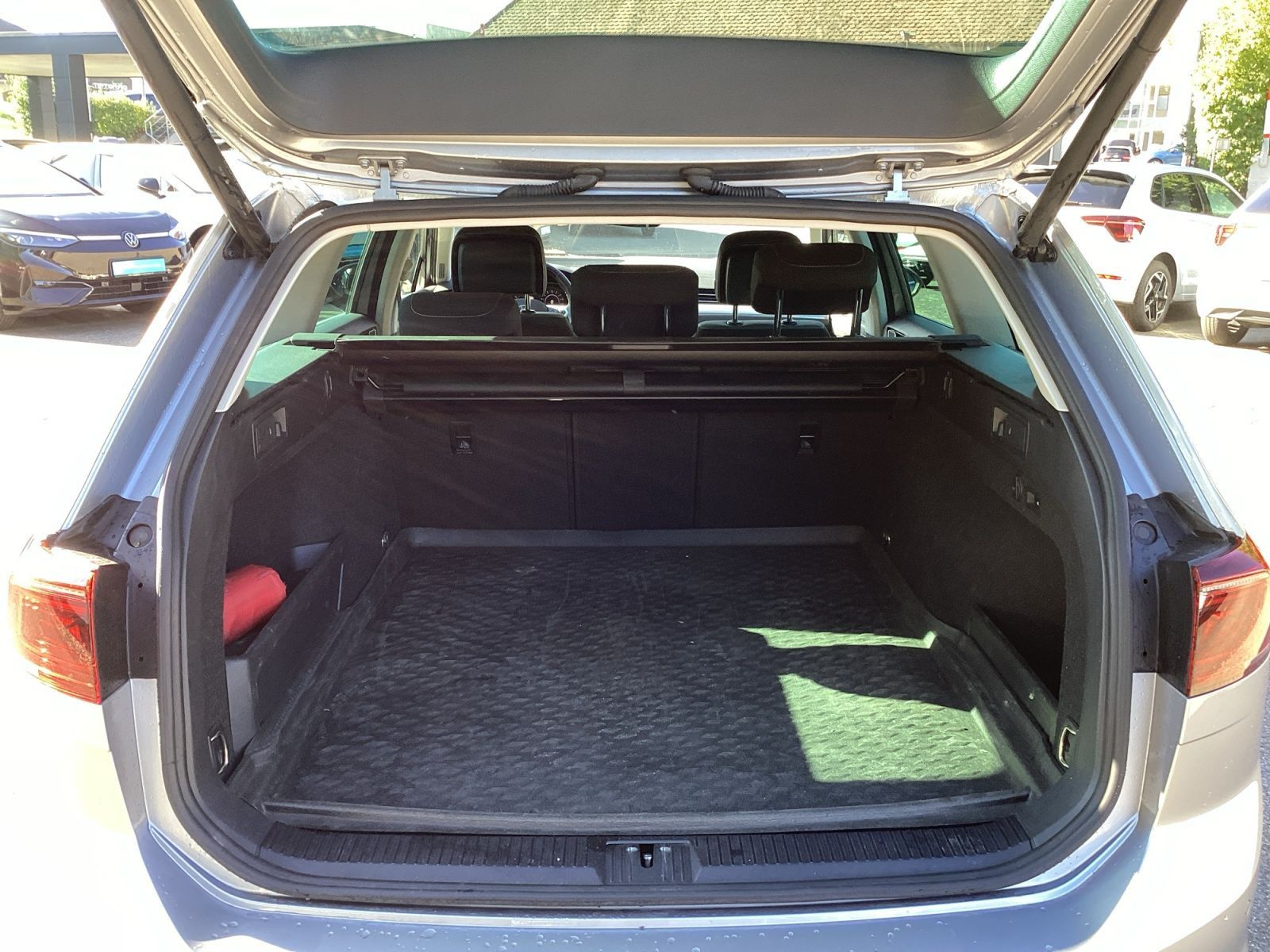 Volkswagen Passat Variant - Bild 15