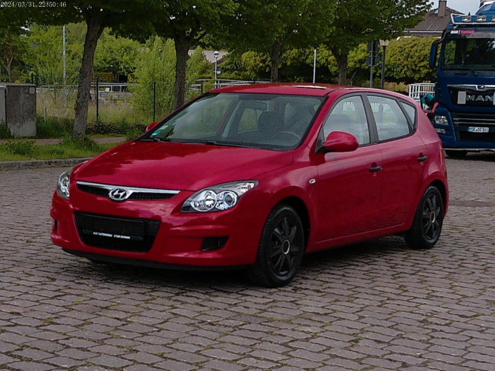 Hyundai i30 Edition+ TÜV NEU KLIMA S-HEFT
