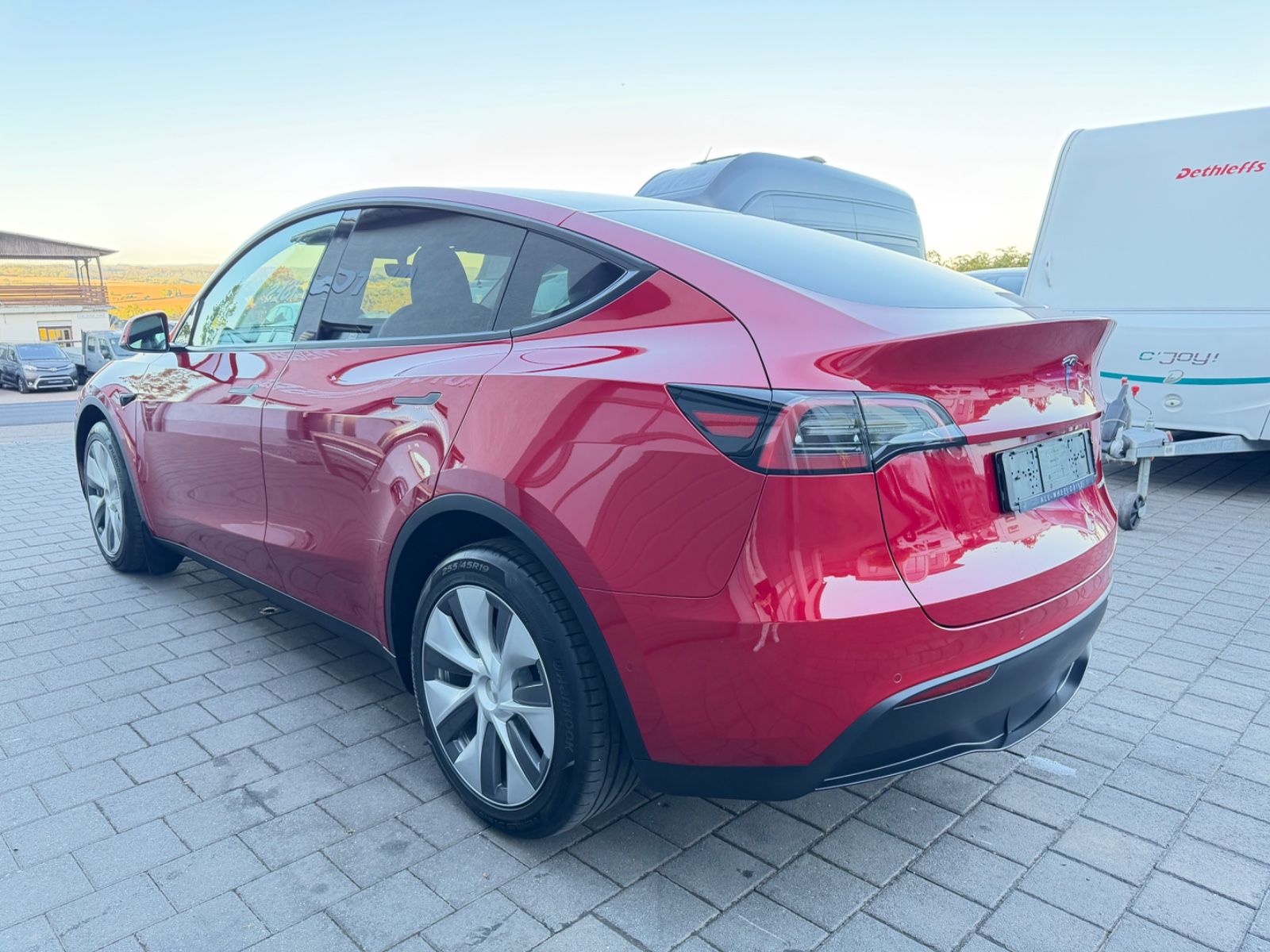Tesla Model Y Long Range AMD RYZEN AHK 1. Hand foto 5