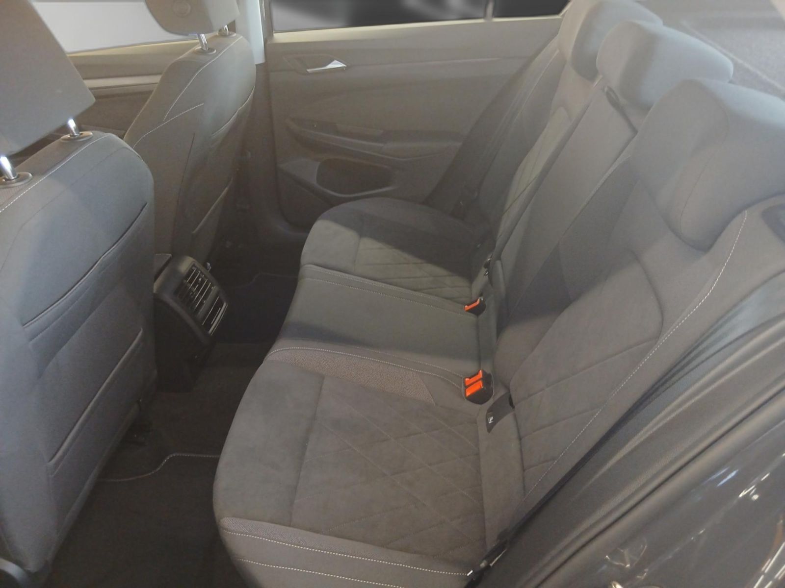 Volkswagen Golf - Bild 11