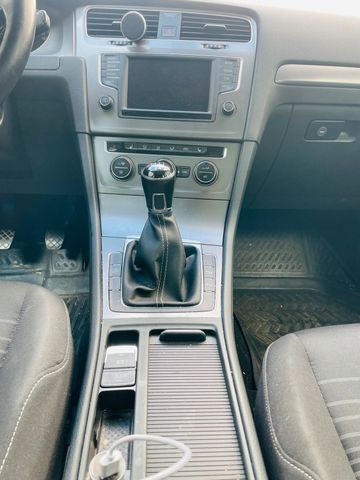 VW Golf