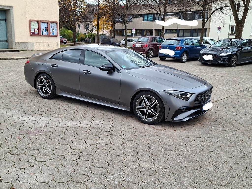 Mercedes-Benz CLS 220