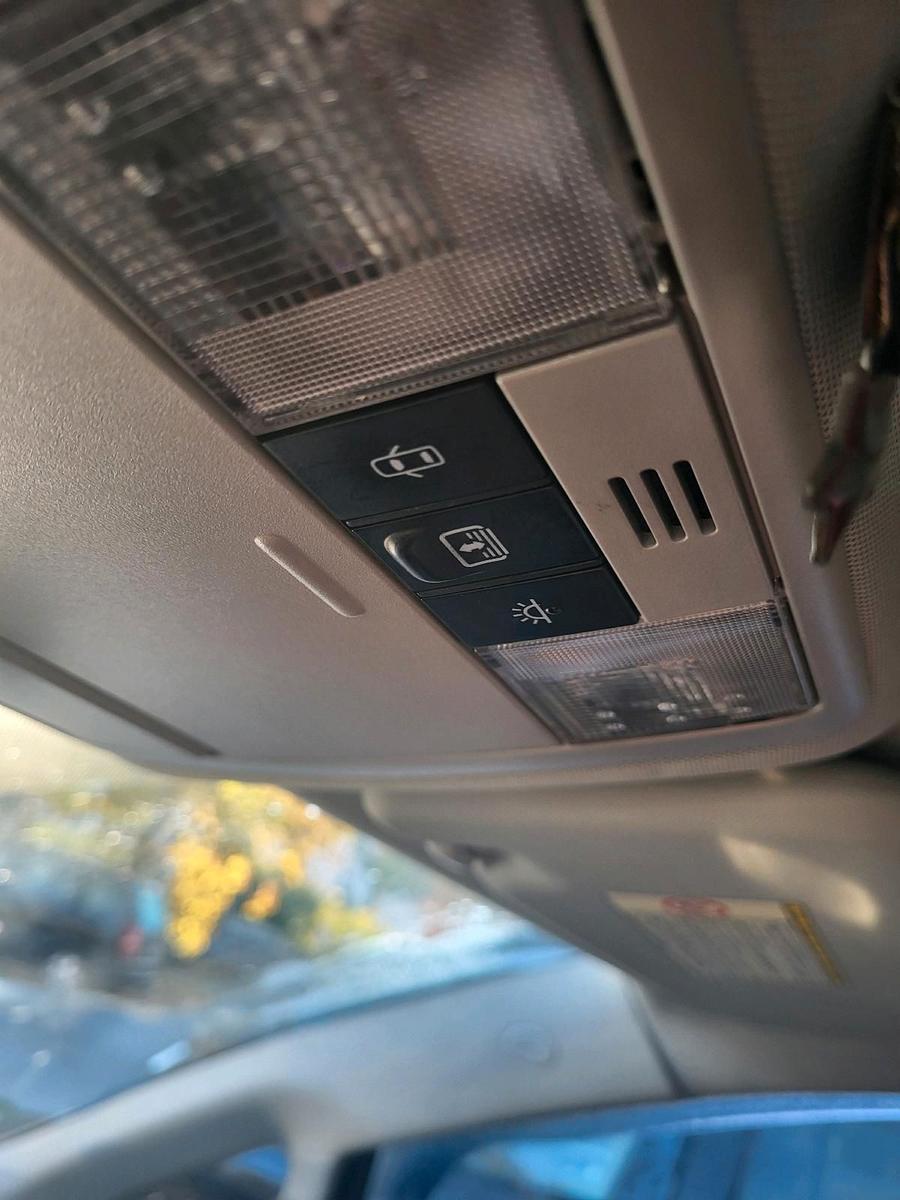 Toyota Verso 2012 — engine 150 HP (110kW)