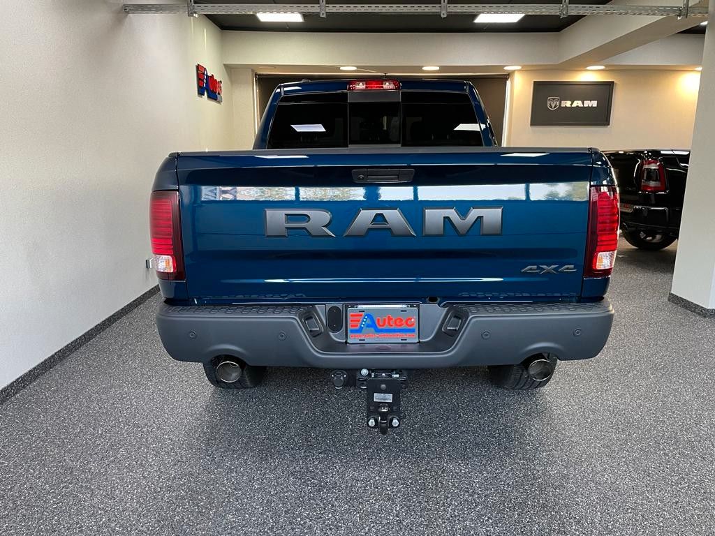 Fahrzeugabbildung Dodge WARLOCK CLASSIC CREW CAB HEMI 4x4 SOFORT!!