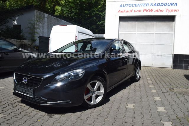 Volvo V40 You D3 GEARTRONIC ,NAVI.Xenon,TEl,PDC