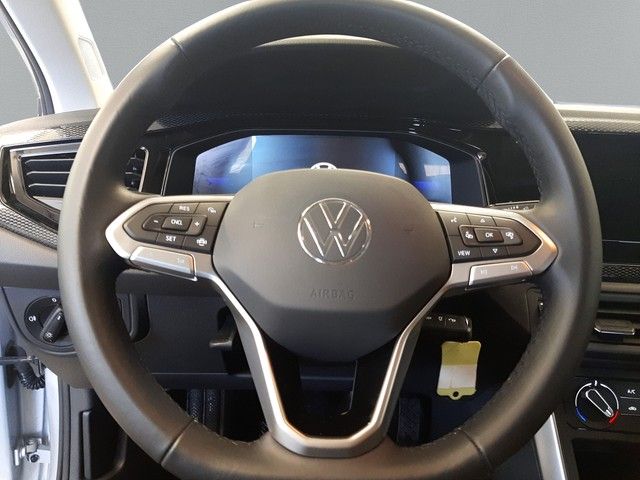 Fahrzeugabbildung Volkswagen Polo VI Life 1.0TSI LED Klima PDC vorn und hint