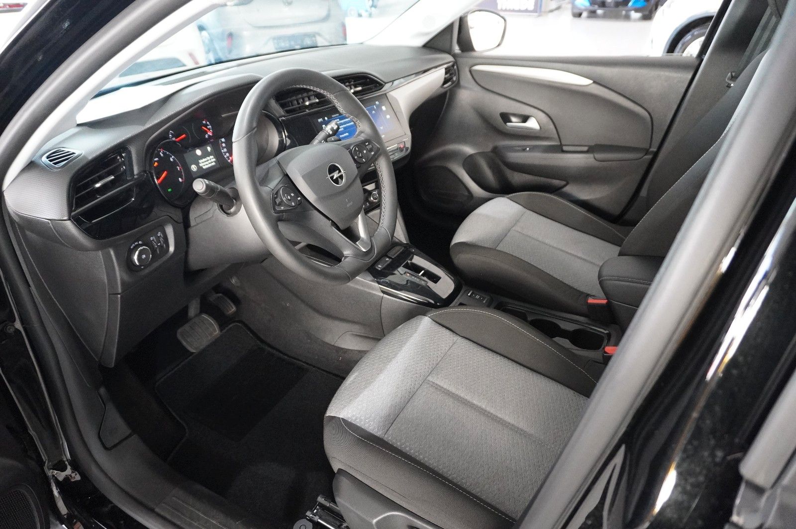 Fahrzeugabbildung Opel Corsa F 1.2T EDITION NAVI/LED/SPORT/SHZ/PDC/DAB+