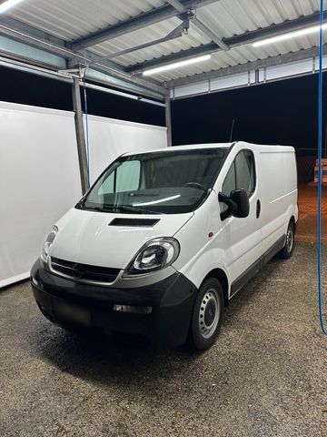 Opel Vivaro 101PS bj2005 Tüv bis 12/2025 L...