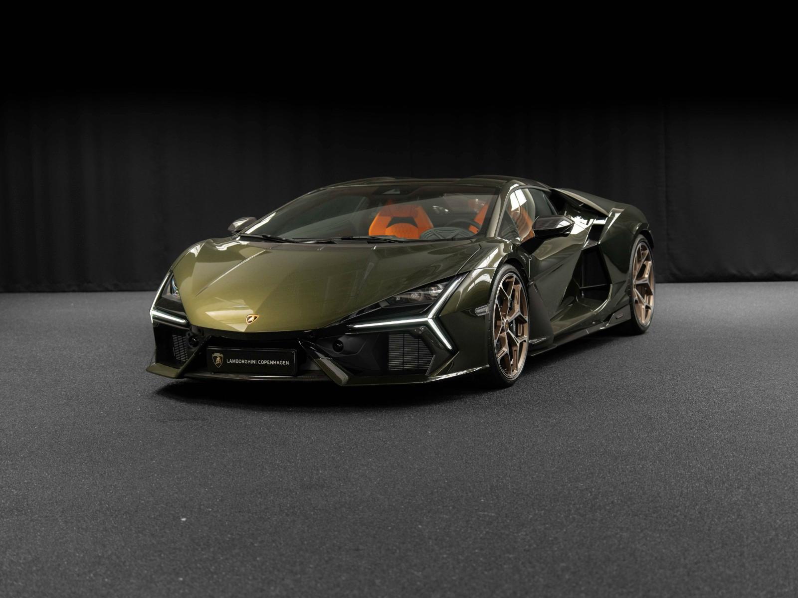 Lamborghini Revuelto 6.5 V12 HPEV