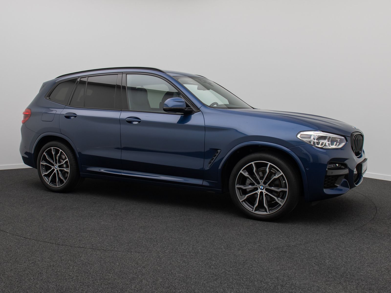 Fahrzeugabbildung BMW X3 xD20d M SPORT HUD DAB Kamera AHK Alarm 20Zoll