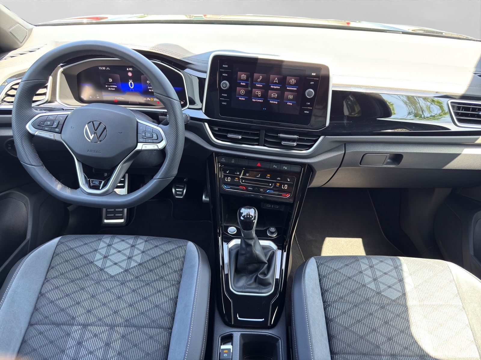 Volkswagen T-Roc - Bild 6