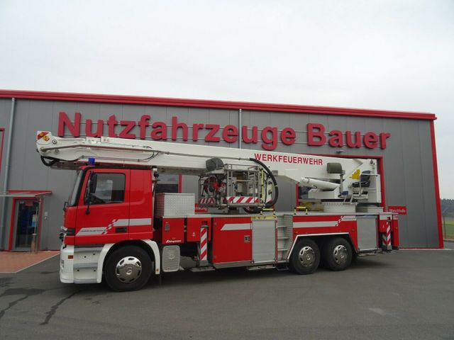 Mercedes-Benz 3335 / Feuerwehrleiter VEMA TFL 453