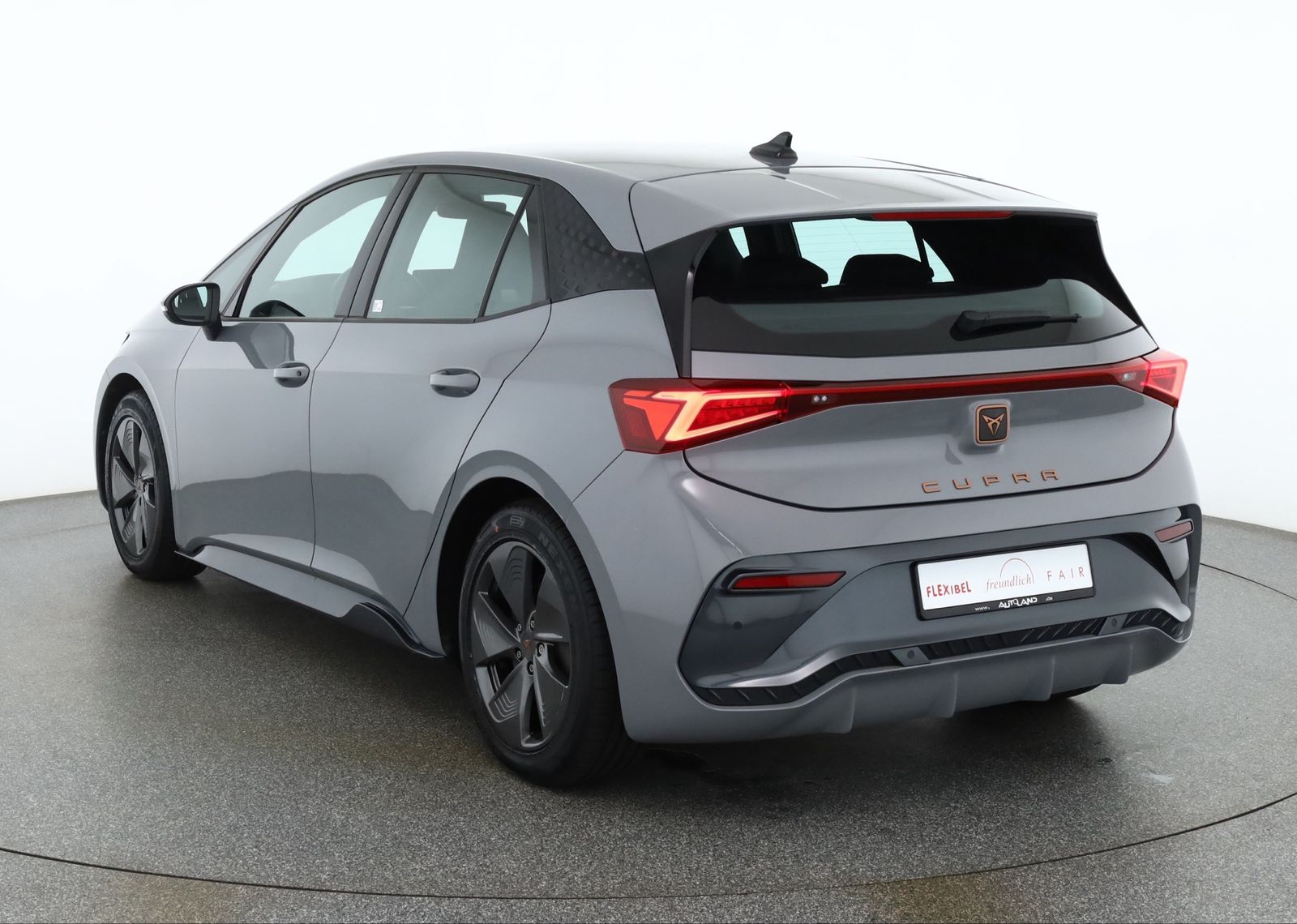 Cupra Born 150 kW LED Android Apple Standheizung PDC imagem 3