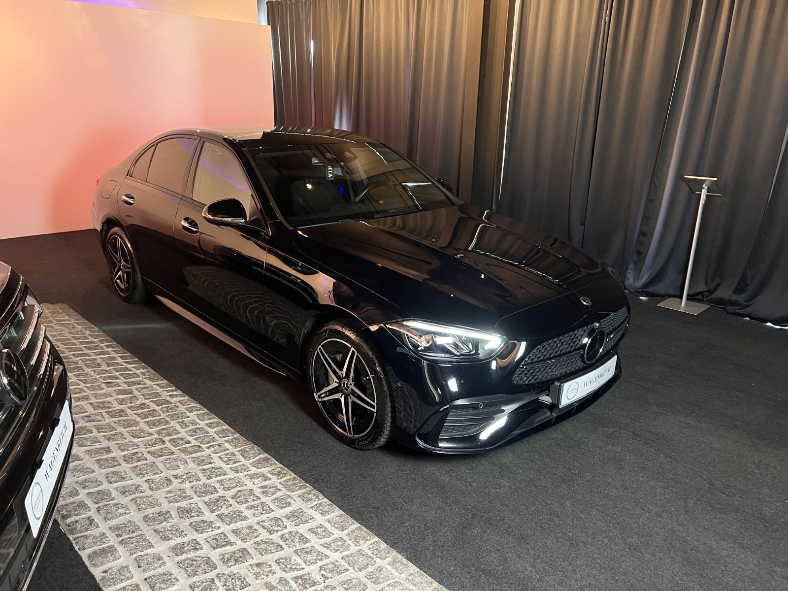 MERCEDES-BENZ C 400e AMG*Junge Sterne*Burmester*