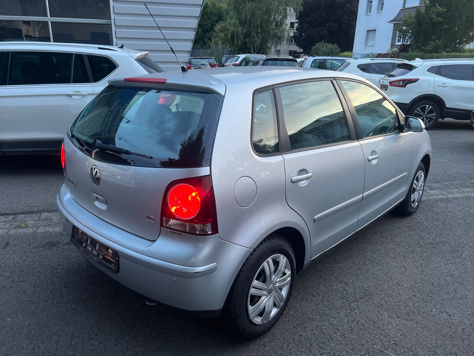 Fahrzeugabbildung Volkswagen Polo IV Comfortline *SITZHEIZUNG* TÜV NEU *