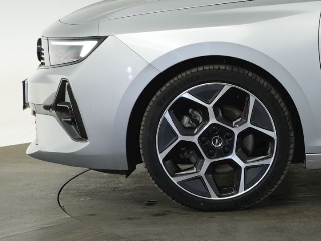 Astra L ST ULTIMATE AT+NAVI+360 GRAD KAMERA+SCHI