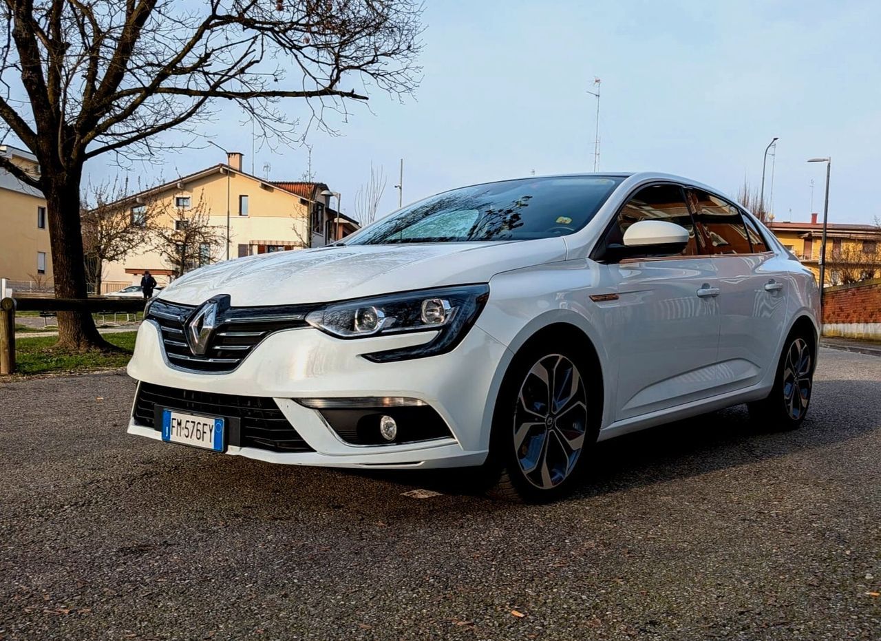RENAULT ANDERE