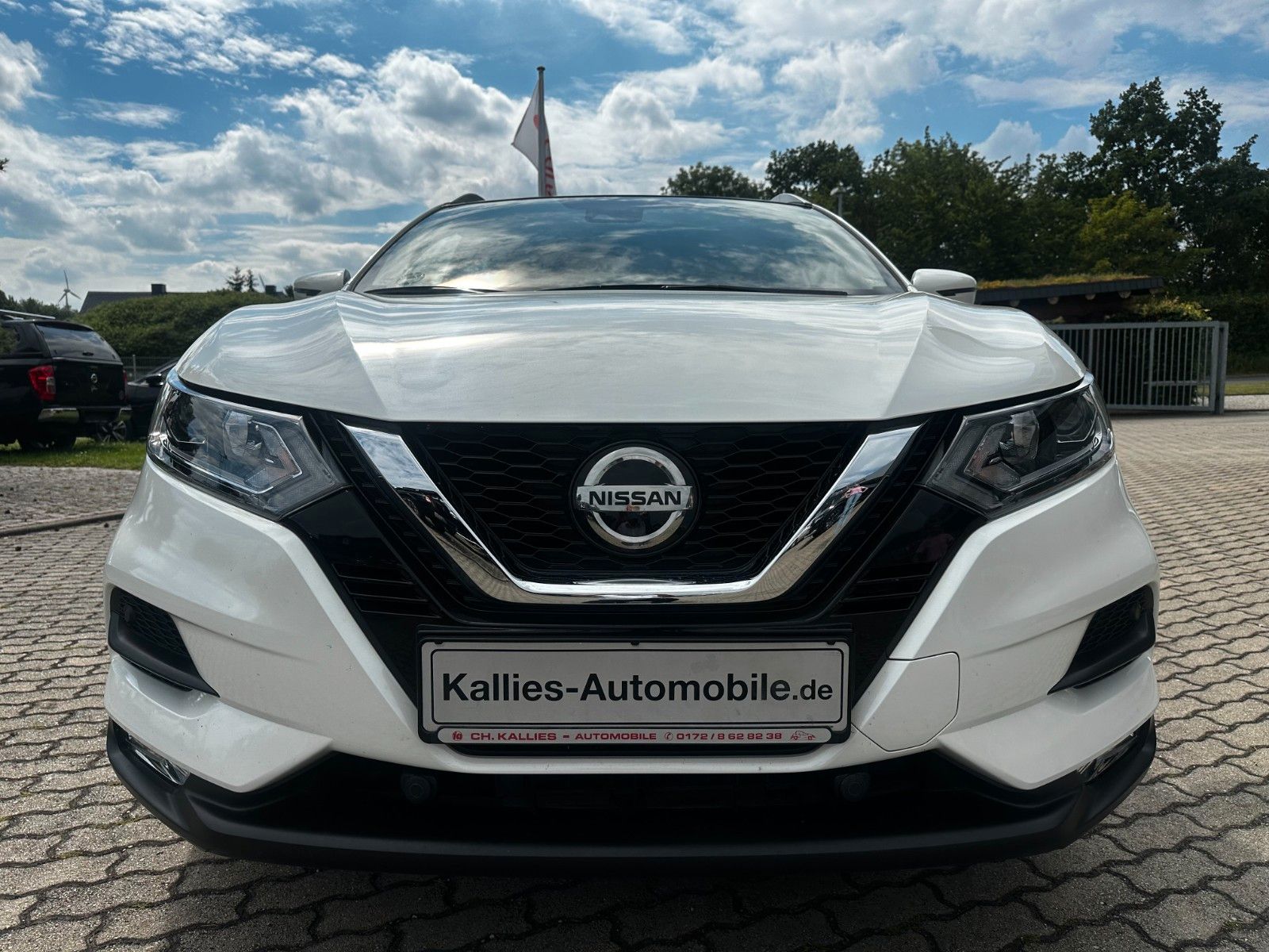 Fahrzeugabbildung Nissan Qashqai Navi/Klimaaut/ Alu / Kamera