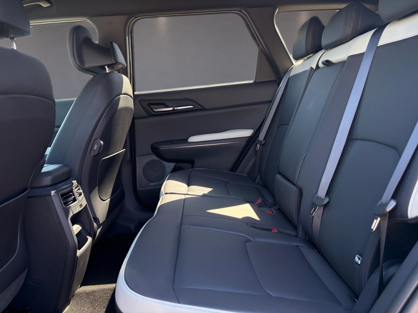 Fahrzeugabbildung Kia EV5 160 kW GT-Line Navi Digitales Cockpit Memory
