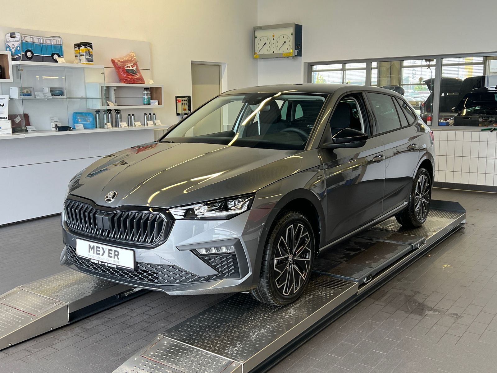 Fahrzeugabbildung SKODA Scala DRIVE 1.0 TSI DSG *Sitzheizung,KESSY*