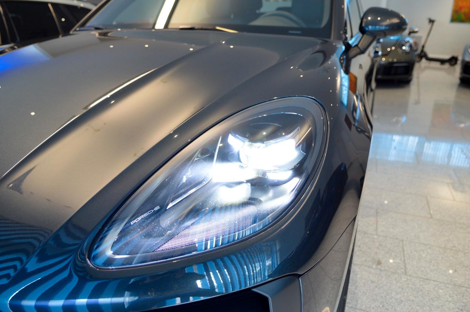Porsche Macan S *Pano*Luft*21"*AHK*SportAbgas*LED*ACC*RF