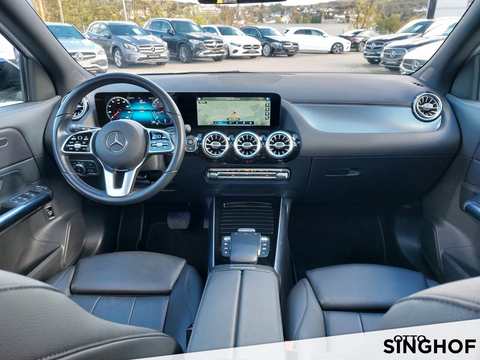 Fahrzeugabbildung Mercedes-Benz GLA 200 Progressive +AHK+Pano+Night+LED+Rü Kam+