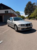 BMW 320i e46 - BMW 320 aus 2002: Coupe